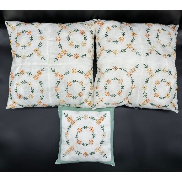 Vintage Throw Pillows Embroidered Floral Peach Green White Set Of 3 Cottagecore - Picture 2 of 10